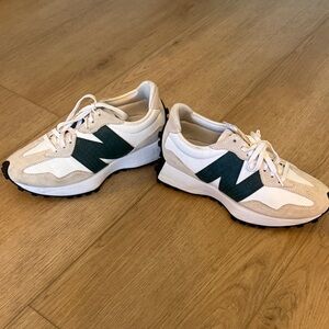 New Balance 327 White and Green Sneakers